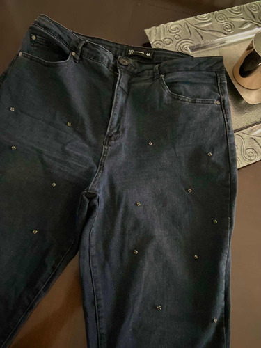 Jeans Bordado Con Piedras Talle 44 Elastizado Impecable
