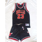 Jersey Y Short Michael Jordan Chicago Bulls #23 Champion Vtg