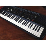 Teclado Roland E-28 