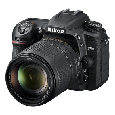 Nikon D7500 + 18-140mm ED VR DSLR color negro | Meses sin interés