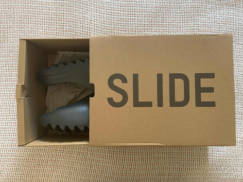 adidas Yeezy Slide Dark Onyx