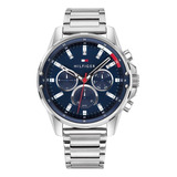 Reloj De Pulsera Tommy Hilfiger Mason 1791788 De Cuerpo Color Plateado, Analógico, Para Hombre, Fondo Azul, Con Correa De Acero Inoxidable Color Plateado, Agujas Color Plateado Y Rojo, Dial Plateado, 