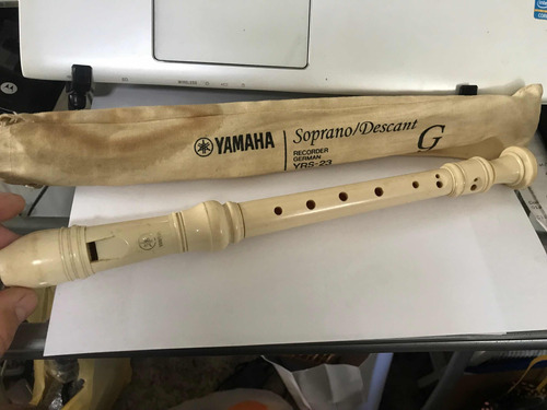 Flauta Doce Yamaha Barroca Yrs-22 Antigo Usado Leia Abaixo