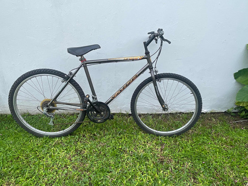 Bicicleta Toda 26 Cambios Shimano