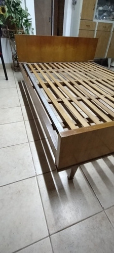 Cama De Dos Plazas Madera Maciza Con Elástico Metal Y Madera