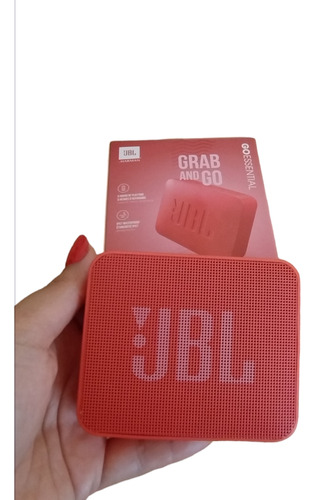 Parlante Jbl Go Essential Portátil Waterproof Con Bluetooth 