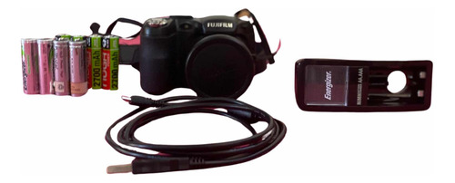 Fujifilm Finepix S1800 Cámara Digital 12.2 Mp Zoom 18x Usada