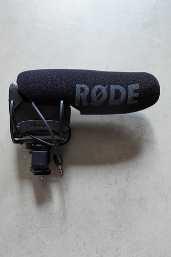 Microfone Rode Videomic Pro Condensador Para Câmeras