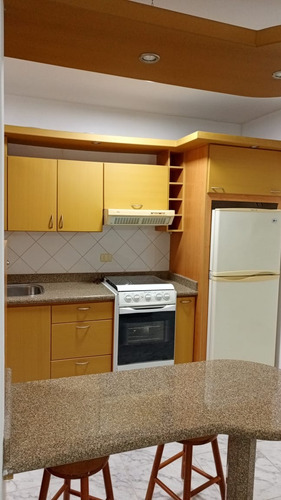 Apartamento En Alquiler Residencias Titanium Urbanizacion La Trigaleña Alta Valencia. St - Imagen 2