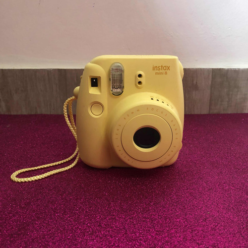 Cámara Instantánea Fujifilm Instax Mini 8 Yellow