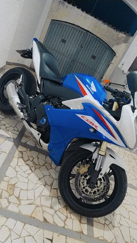 HONDA CBR 600F