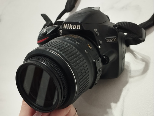 Cámara Nikon D3200 + Lente 18-55 Mm