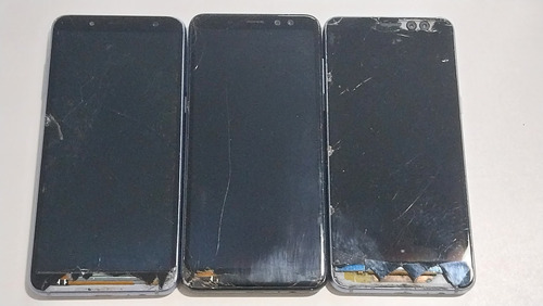 Smartphone Samsung A8  Para Uso De Peças 3 Unidades