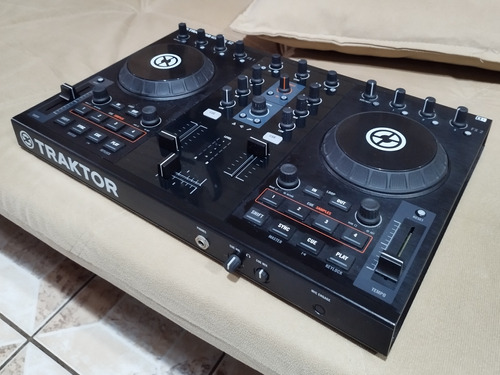 Traktor Kontrol S2 Mk1