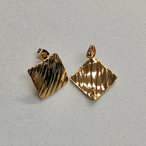 Topos Aretes Para Mujer Fabricados En Bronce Con Baño En Oro