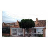 Casa En Venta En Bogotá Dc, Suba, Alhambra. Ac-29982