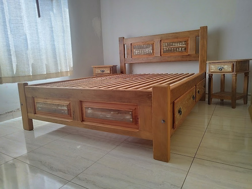 Cama Casal King 2 Gavetas + 2 Mesas De Cabeceira Peroba Rosa