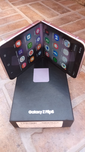 Celular Samsung Flip 5 Usado