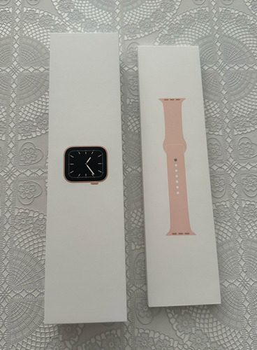 Apple Series 5 Watch Gps - Color Oro De 44 Mm