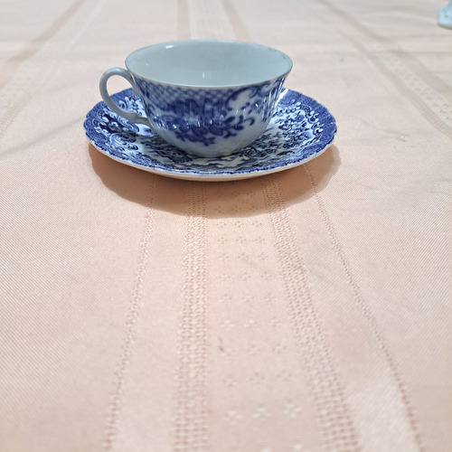 Taza Para Café Con Su Plato En Porcelana Inglesa Y Verbano