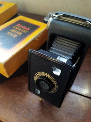 Câmera Kodak Vigilante Junior Six-20 - Impecável 