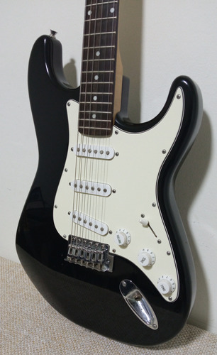 Guitarra Eléctrica Scorpion Sp-01 Stratocaster