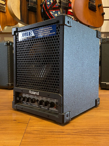 Monitor De Áudio Roland Cube Cm-30 - Semi Novo