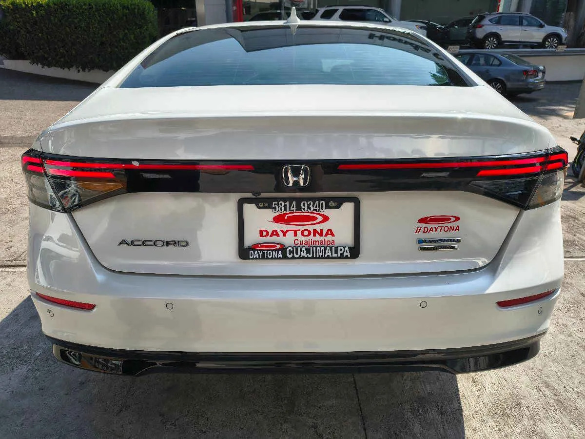 Honda Accord 2023 - Imagen 5
