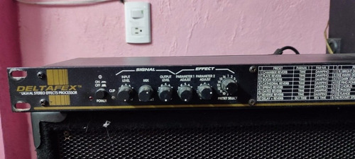 Procesador De Voz Peavey Deltafex Américano 