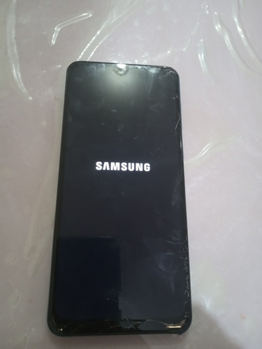 Celular Samsung A02 Usado