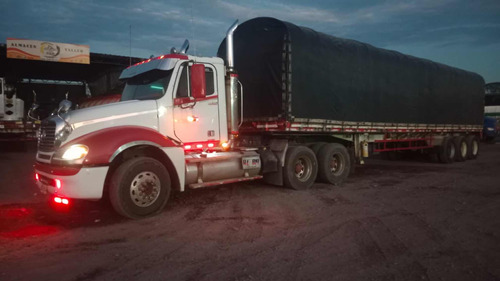 Freightliner Columbia