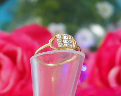 Anillo Compromiso Oro 24k Cuadrado Diamantes Estilo Moda    