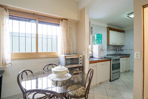 Departamento En Venta De 4 Ambientes En Villa Crespo - Imagen 2