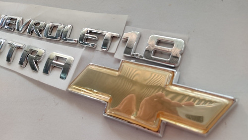 Juego Kit Emblema Chevrolet Optra Limited Design 1.8 4pieza Foto 2