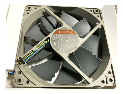 Noctua Redux 1300 Ventilador Silencioso, 4 Pines