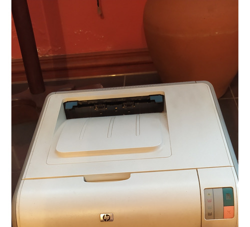 Impresora A Color Simple Función Hp Laserjet Cp1215 Blanca