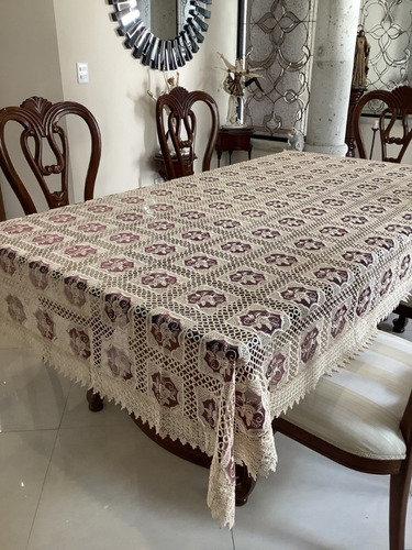 Mantel De Encaje Con Organdi Tinto Bordado En Rosales 3.00 M