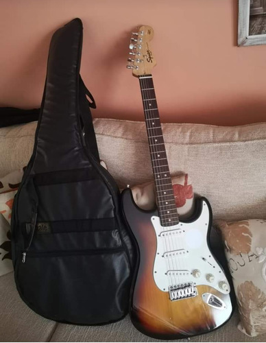 Guitarra Eléctrica Modelo Fender Squier Strato California