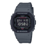 Reloj Pulsera Casio G-shock Dw-5610 De Cuerpo Color Gris, Digital, Fondo Negro Y Gris, Con Correa De Resina Color Gris, Dial Gris, Minutero/segundero Gris, Bisel Color Negro Y Gris, Luz Azul Verde Y H