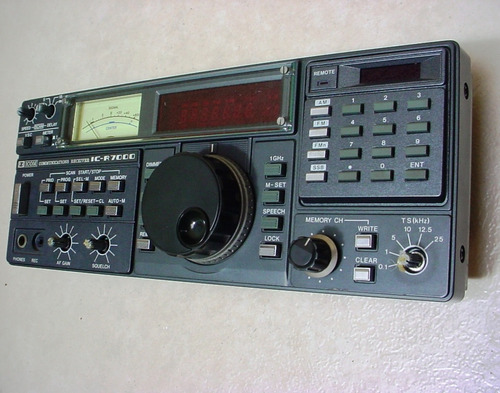 Painél Do Rádio Icom Ic-r7000 (leia O Anúncio)