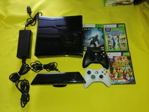 Consola Xbox 360 Con Kinect 2 Controles Y 3 Juegos 