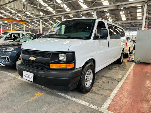 Chevrolet Express 6.0ls C 15 Pas Aut Ac 2017