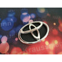 Toyota Hilux Revo, Logo Emblema Cromado, 13x6.5cms Toyota RAV4
