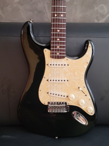 Fender Com Caps American Standard. Em 12x S/ Juros.  Tagima