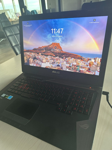 Notebook Asus G752v Republic Of Gamers // 