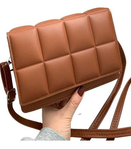 Bolsa Chocolate Feminina Transversal Pequena Lançamento