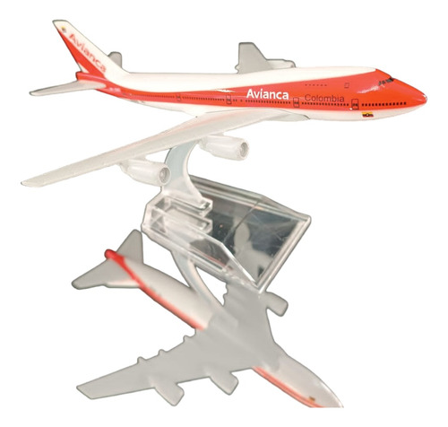 Avión Comercial Avianca B747, Naranja, 16cms Largo, Metálico