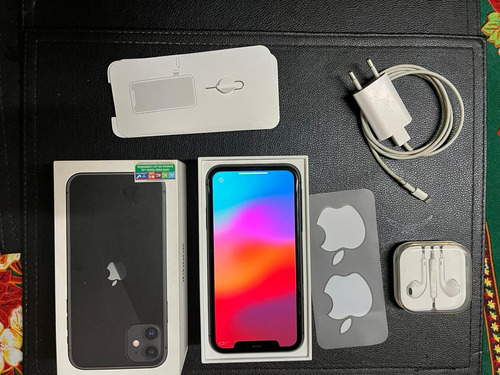 Apple iPhone 11 (64 Gb) - Negro Usado