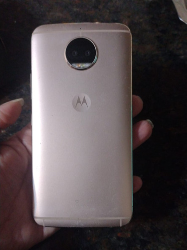 Motorola G5s Plus