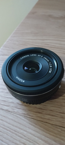Lente Canon Ef S 24mm - F/2.8 Stm